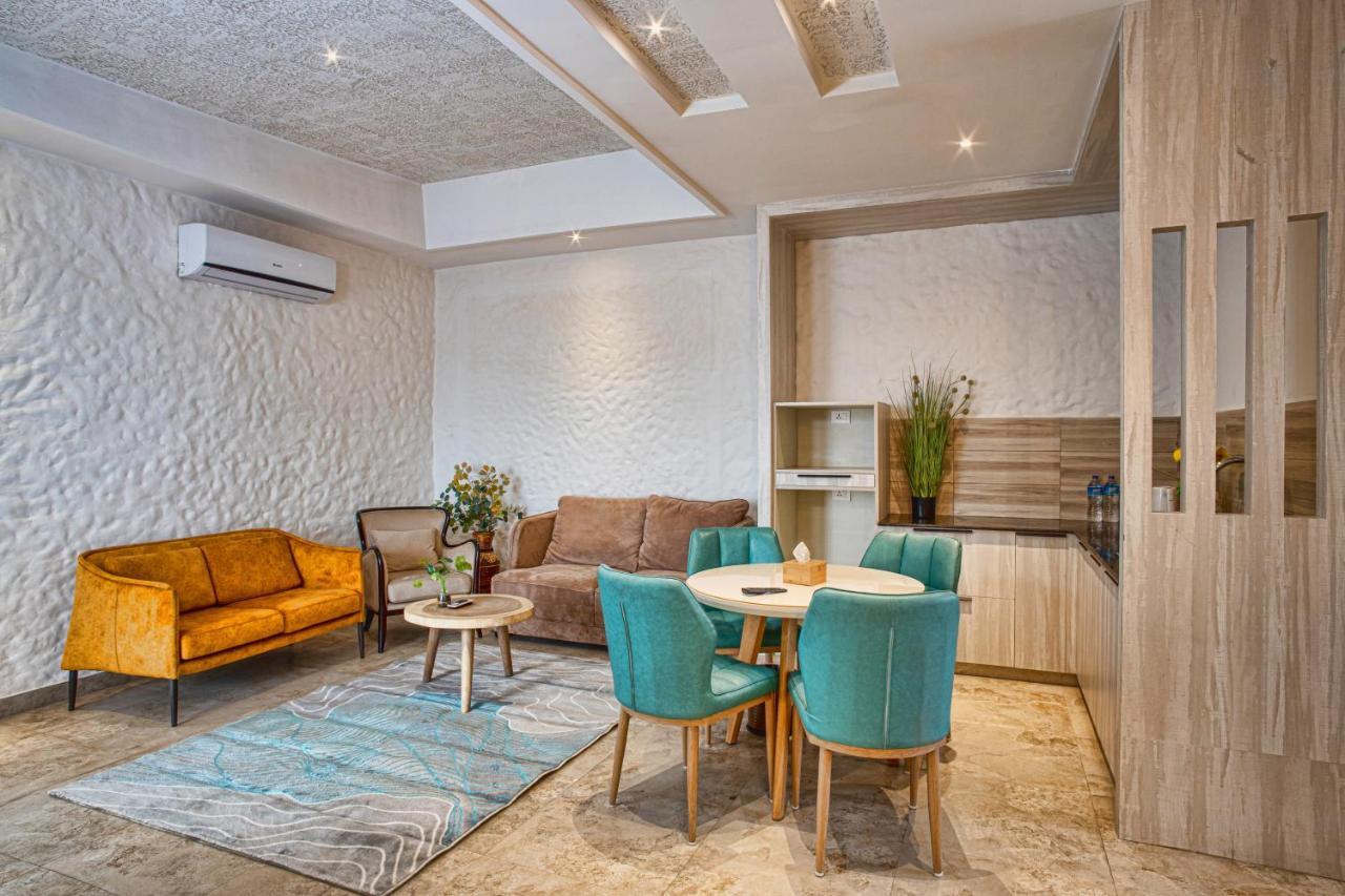 Arushi Boutique Hotel Kathmandu Exteriör bild