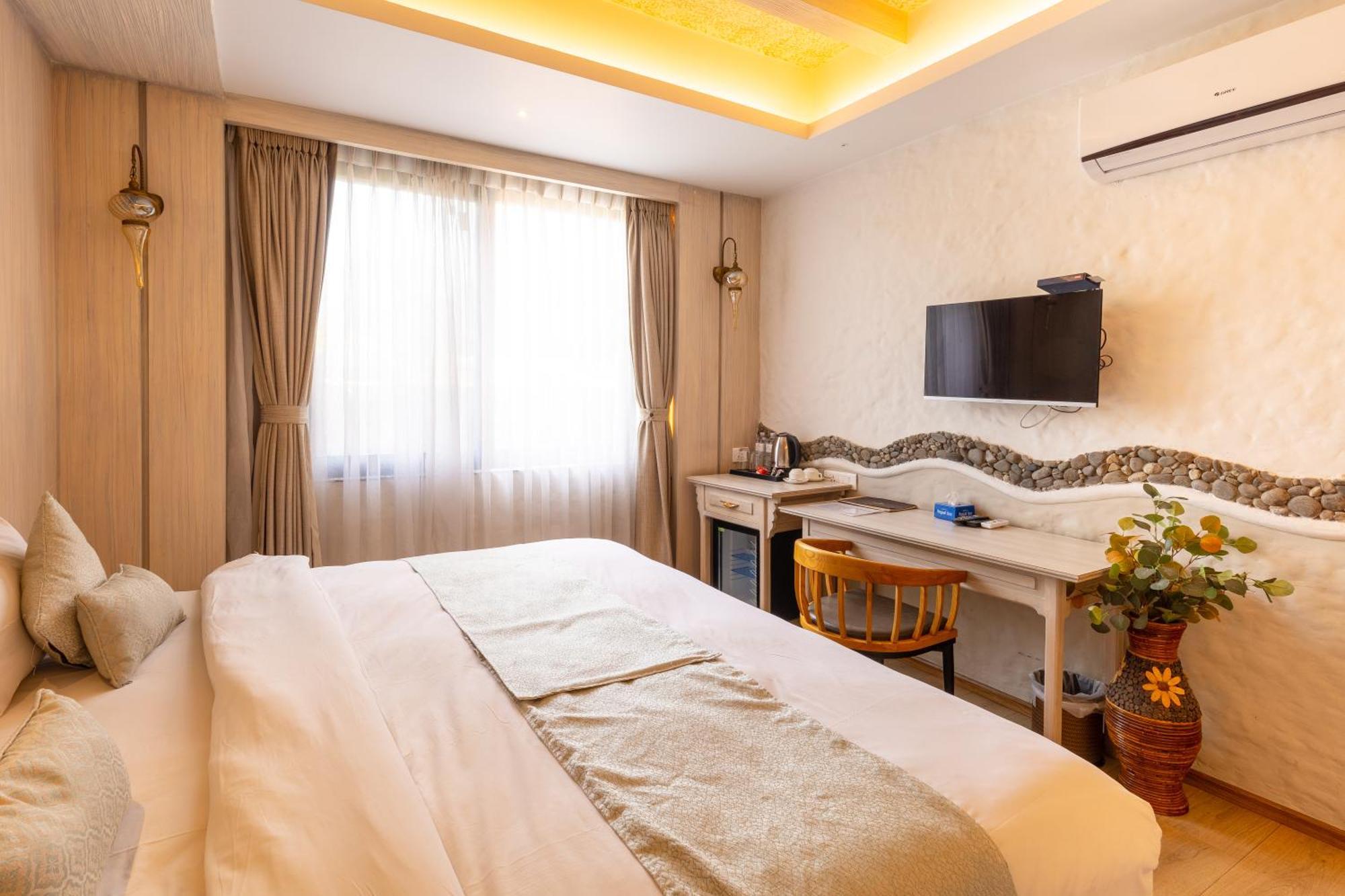 Arushi Boutique Hotel Kathmandu Exteriör bild
