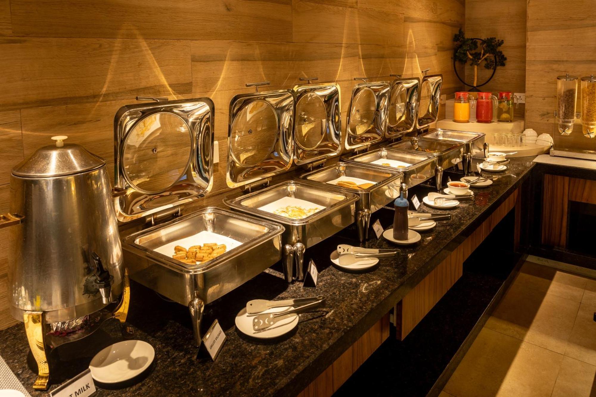 Arushi Boutique Hotel Kathmandu Exteriör bild